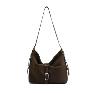 Cropp - Brązowa torebka z regulowanymi paskami - brązowy