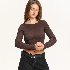 Cropp - Brązowa wiskozowa bluzka z marszczeniem - brązowy