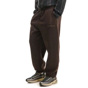 Cropp - Brązowe dresy joggery z napisem - brązowy