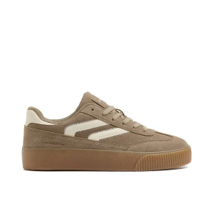Cropp - Brązowe zamszowe sneakersy - brązowy