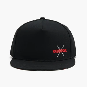 Cropp - Czapka snapback z naszywką Deadpool - czarny