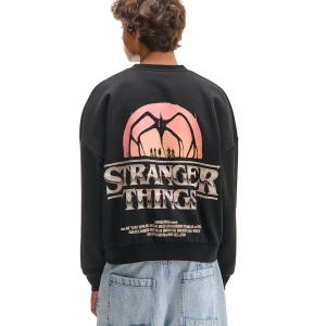 Cropp - Czarna bluza boxy Stranger Things - czarny
