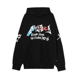 Cropp - Czarna bluza hoodie Metallica - czarny
