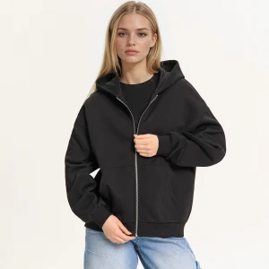 Cropp - Czarna bluza oversize z kapturem - czarny