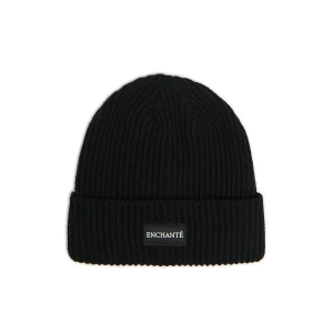 Cropp - Czarna czapka beanie z ozdobną metką - czarny