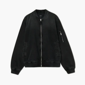 Cropp - Czarna jeansowa katana z efektem sprania - czarny