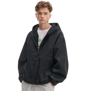 Cropp - Czarna jeansowa kurtka z efektem sprania - czarny