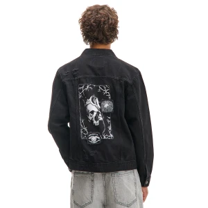 Cropp - Czarna jeansowa kurtka z przetarciami i aplikacjami - czarny