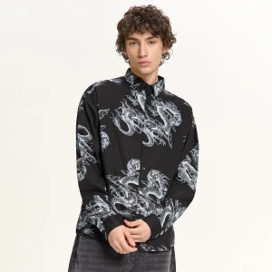 Cropp - Czarna koszula z motywem smoka - czarny