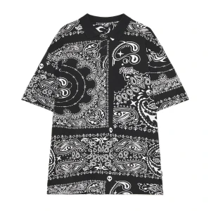 Cropp - Czarna koszulka polo ze wzorem paisley - czarny