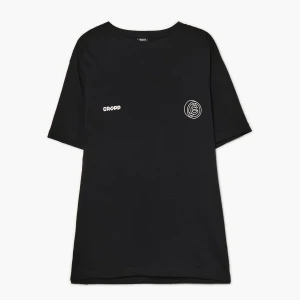 Cropp - Czarna koszulka z brandowym nadrukiem - czarny