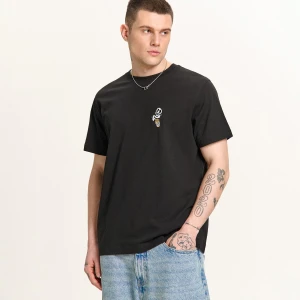 Cropp - Czarna koszulka z kawą i duchem - czarny