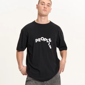 Cropp - Czarna koszulka z kontrastowym napisem - czarny