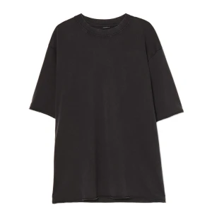 Cropp - Czarna koszulka z surowym wykończeniem - czarny