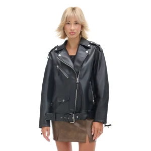 Cropp - Czarna kurtka oversize z imitacji skóry - czarny