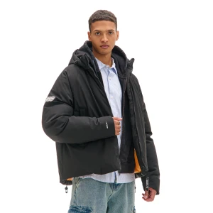 Cropp - Czarna kurtka puffer z kapturem - czarny