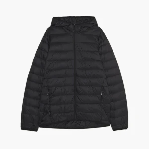Cropp - Czarna kurtka puffer z kapturem - czarny