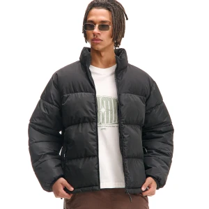 Cropp - Czarna kurtka puffer ze stójką - czarny