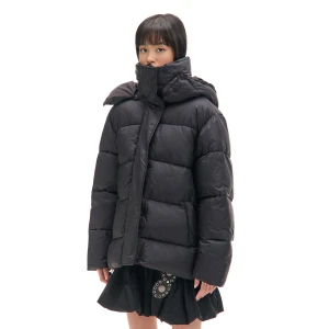 Cropp - Czarna kurtka z regulacją dołu - czarny