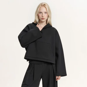 Cropp - Czarna luźna bluza z kapturem - czarny