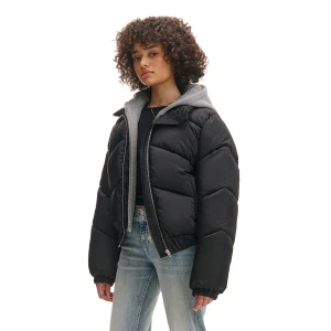 Cropp - Czarna pikowana kurtka z dresowym kapturem - czarny