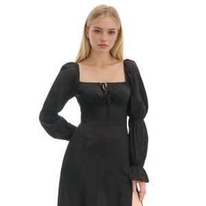 Cropp - Czarna sukienka midi - czarny