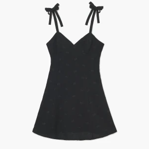 Cropp - Czarna sukienka z haftowanymi kwiatami - czarny