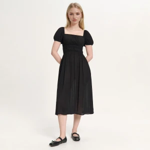 Cropp - Czarna wiskozowa sukienka - czarny