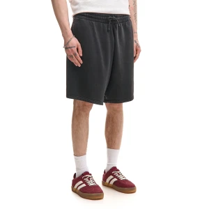 Cropp - Czarne dresowe szorty z efektem sprania - czarny