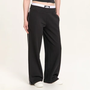 Zdjęcie produktu Cropp - Czarne dresy straight z lampasami - czarny