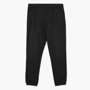 Cropp - Czarne jeansowe joggery - czarny