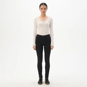 Cropp - Czarne jeansy skinny TALL - czarny