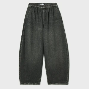 Cropp - Czarne jeansy wide jogger - czarny