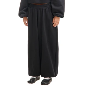 Cropp - Czarne luźne joggery - czarny