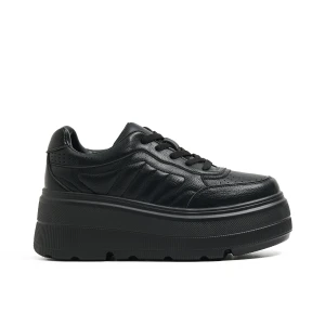 Cropp - Czarne sneakersy na grubej podeszwie - czarny