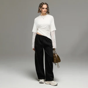 Cropp - Czarne spodnie baggy - czarny