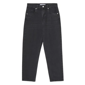 Cropp - Czarne sprane jeansy mom PETITE - czarny