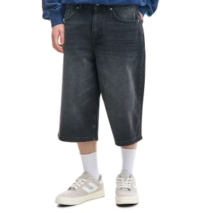 Cropp - Czarne szorty denim long and wide - czarny