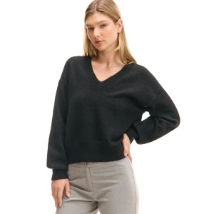 Cropp - Czarny sweter regular - czarny