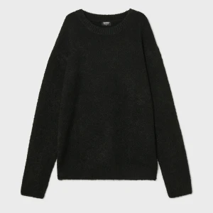 Cropp - Czarny sweter regular - czarny