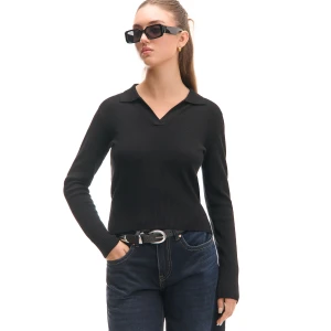 Cropp - Czarny sweter z kołnierzykiem polo - czarny