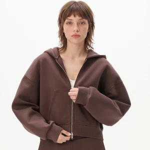 Cropp - Czekoladowa rozpinana bluza ze scuby - brązowy