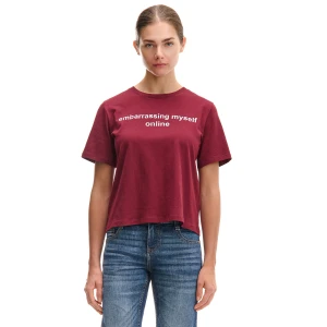 Cropp - Czerwona koszulka oversize ze sloganem - czerwony