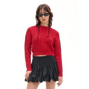 Cropp - Czerwony sweter z warkoczowym splotem - czerwony