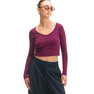 Cropp - Dopasowana purpurowa koszulka longsleeve - purpurowy