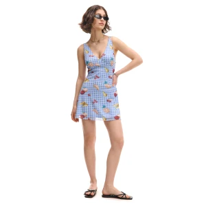 Cropp - Dopasowana sukienka z owocowym nadrukiem - błękitny