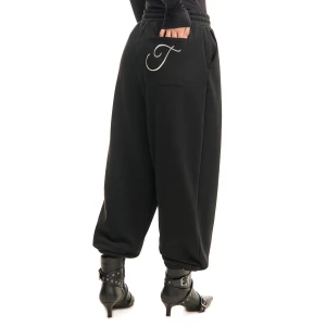 Cropp - Dresowe joggery z literą T na kieszeni - czarny