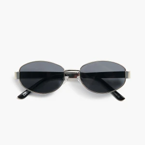 Cropp - Dwukolorowe okulary przeciwsłoneczne - jasny szary