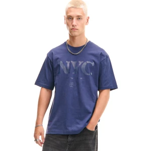 Cropp - Granatowa koszulka comfort z nadrukiem - granatowy