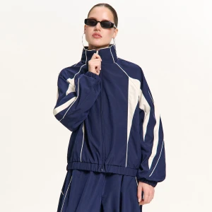 Cropp - Granatowa kurtka wiatrówka ze stójką - granatowy